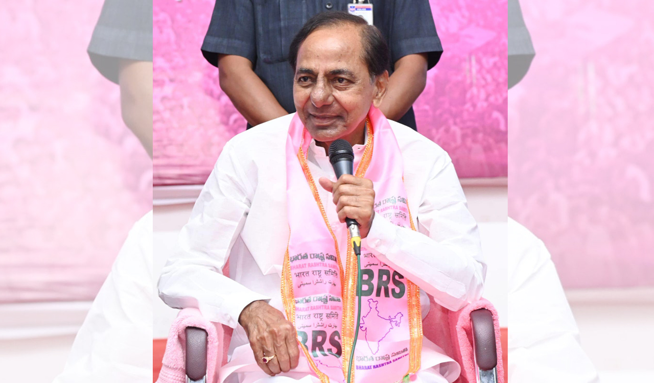 KCR extends Christmas wishes to people of Telangana